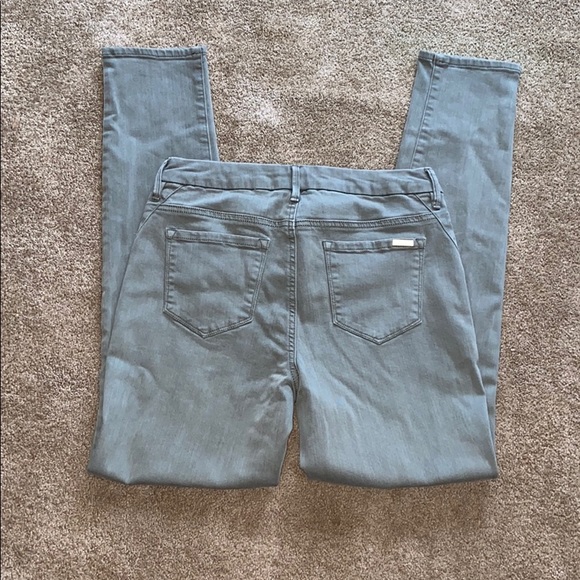 Chico’s So Slimming Jeans - Picture 2 of 3